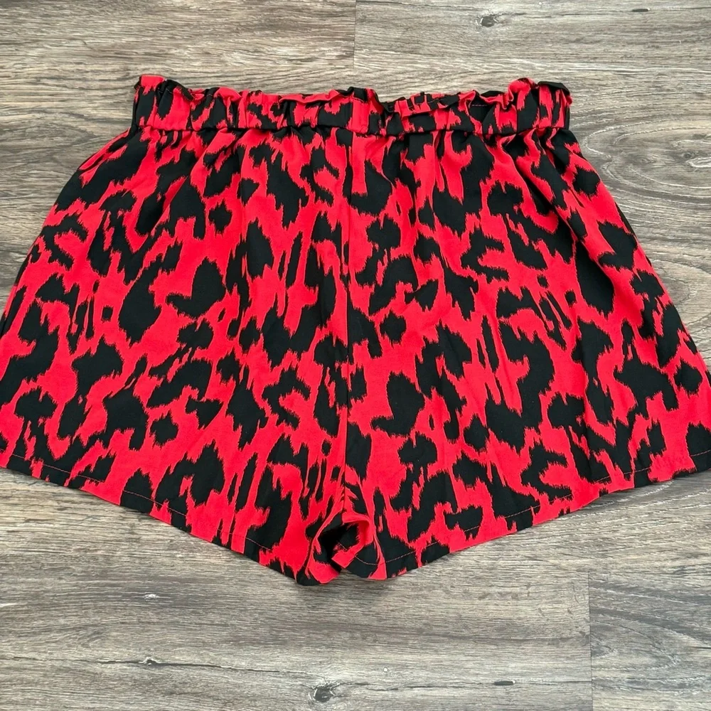 SHEIN‎ Women’s Red Black Elastic Waist Polyester Spandex XL Shorts
